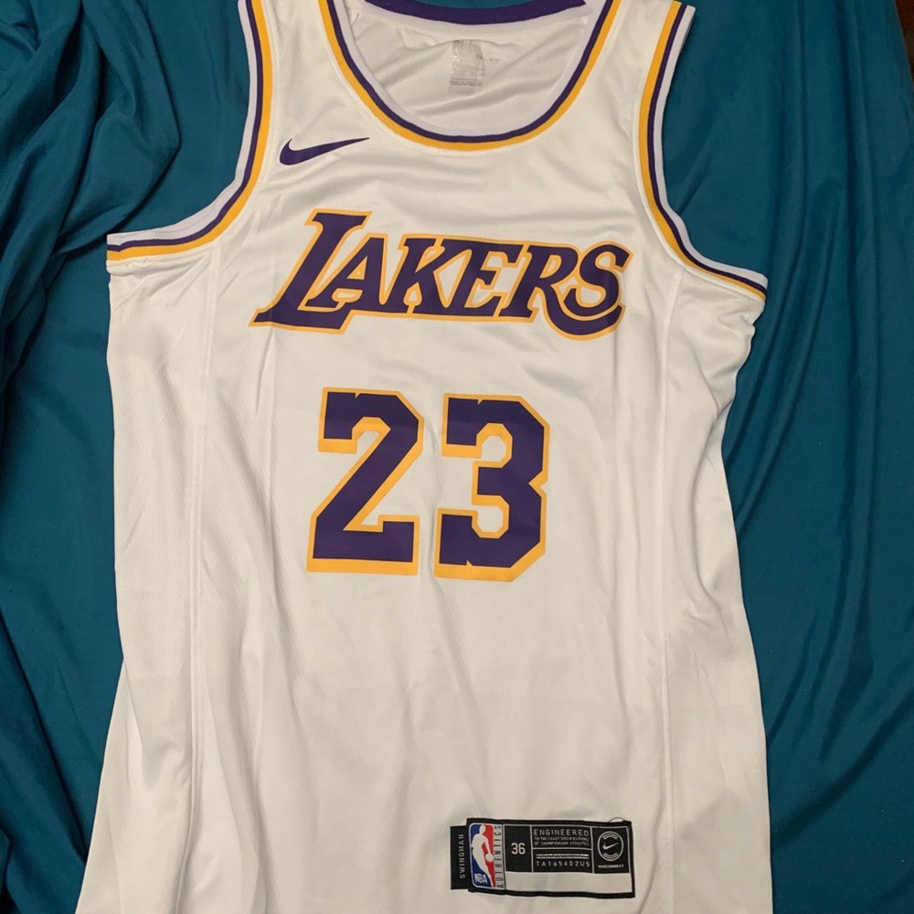 Los Angeles Lakers LeBron James White Jersey